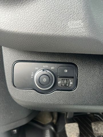 Furgon z wysokim dachem MERCEDES-BENZ Sprinter 314 6G KLIMA NAVI MBUX KAMERA 3SITZ AHK