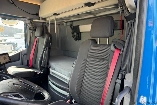 LKW mit Pritsche & Plane RENAULT T520 6x2