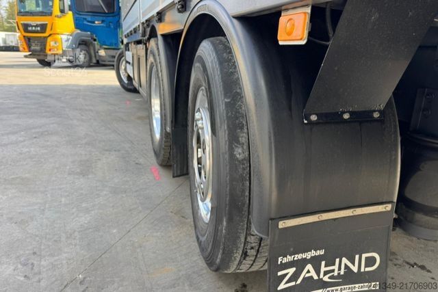 LKW mit Pritsche & Plane RENAULT T520 6x2