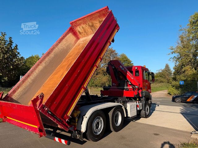 Самосвален камион MAN TGS 28.440 6x4-4 ALLRAD KRAN 16m KIPPER
