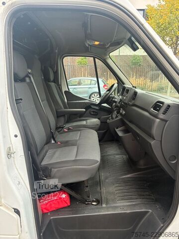 Κλειστό βαν RENAULT MASTER 2,3 * PHARMA ZERTIFIKAT * KLIMA *