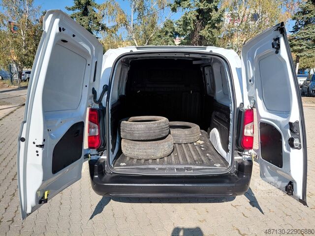 Panelinis furgonas Citroën Berlingo XL/L2 Club