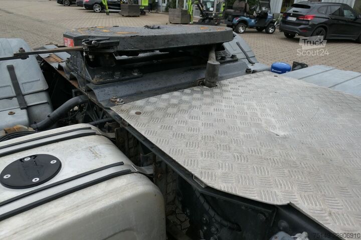 Standart çekici ünitesi IVECO AT400TWP 4x4, Allrad, Klima, Liege, Hydr., Luft