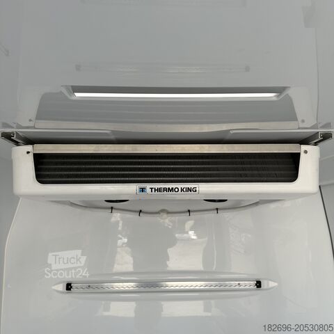 Fourgon Peugeot Boxer coibentato Lamberet