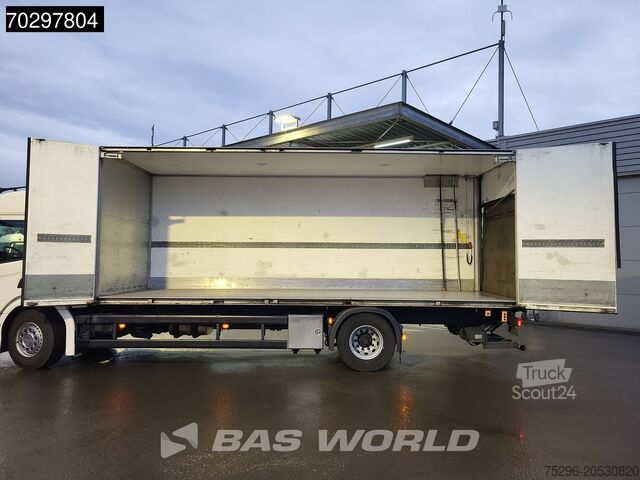 Gesloten bak Scania P320 P 4X2 18tonner 2000kg Ladebordwand Automat...