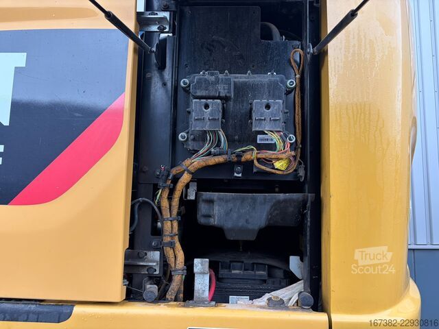 Колесный экскаватор Caterpillar M314F