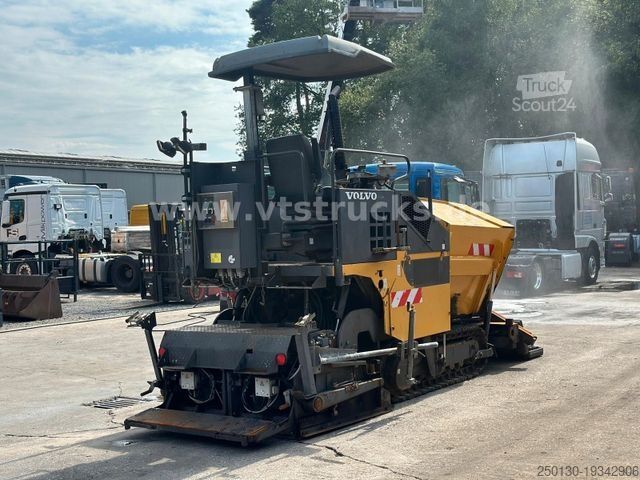Асфальтосмесительная установка VOLVO ABG 2820 Straßenfertiger Bj.2011