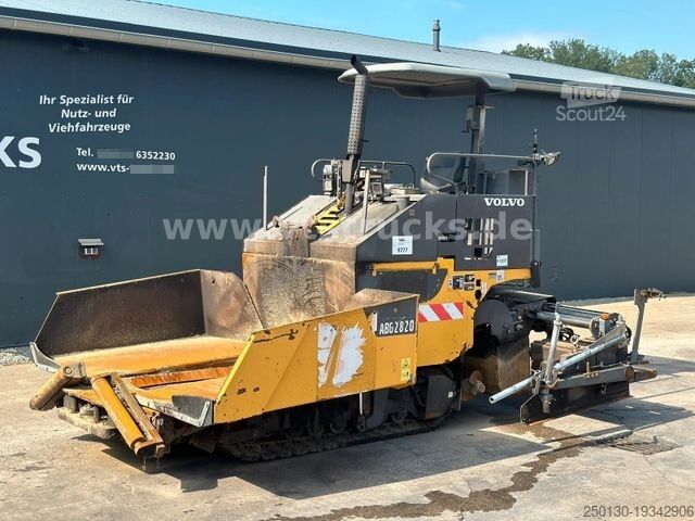 Асфальтосмесительная установка VOLVO ABG 2820 Straßenfertiger Bj.2011
