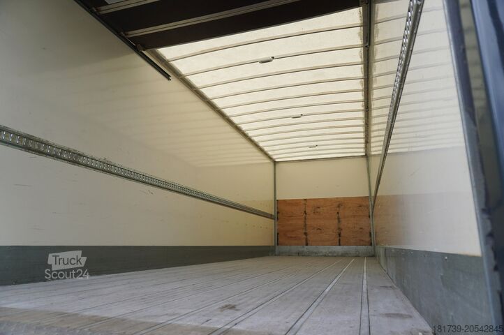 Container DAF LF 290 / 21 EPAL box / 2021