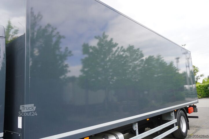 Container DAF LF 290 / 21 EPAL box / 2021