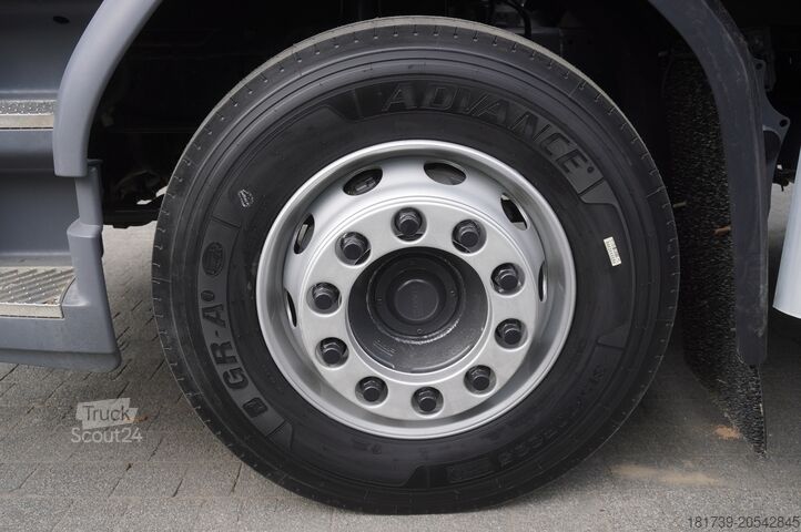 Kontener DAF LF 290 / 21 EPAL box / 2021