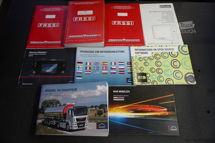 Bredsida med HDS MAN TGS 26.420 E6 6x4 / Fassi F215A crane