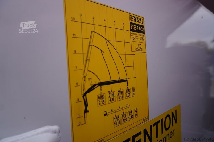 Bredsida med HDS Mercedes-Benz Arocs 1830 / Flatbed 16 EPAL / HDS Fassi