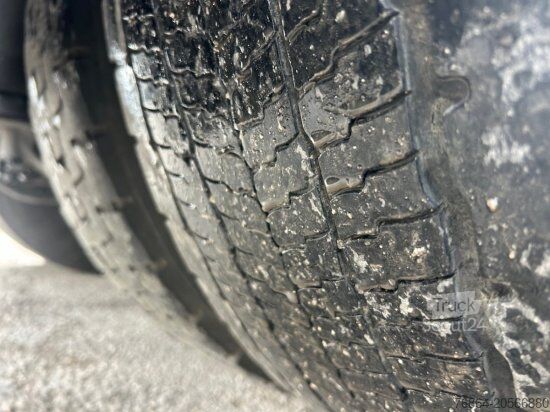 Tractor estándar MERCEDES-BENZ 1851 GIGASPACE, RETARDER,  MIRROR-CAM, E6