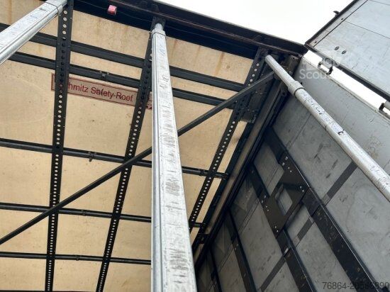 Ανοιχτό ημιρυμουλκούμενο με μουσαμά SCHMITZ SCB, GETRäNKEAUFLIEGER, LIFTACHSE,  PALETTENKASTEN, XL-ZERTIFKAT