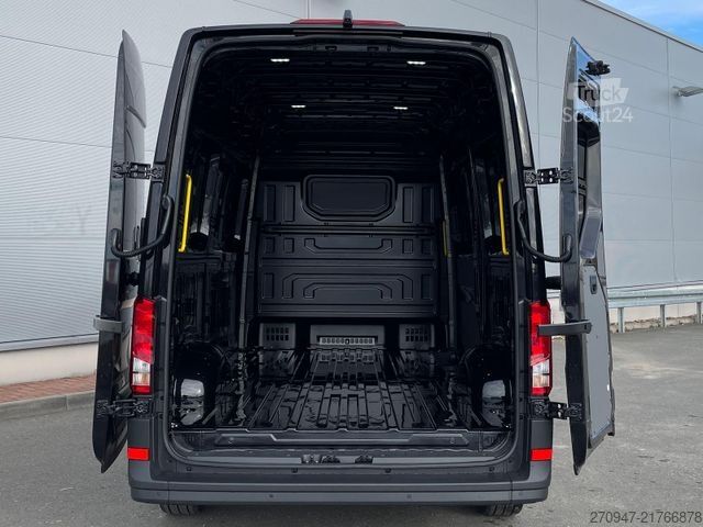 Varebil MAN TGE 3.180 L3H3 Kasten 4x4 STANDHZ ACC LENKRADHZ