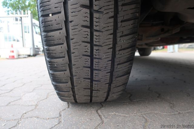 Panelová dodávka VOLKSWAGEN T6.1 Transporter Kasten lang FWD / Klima / PDC