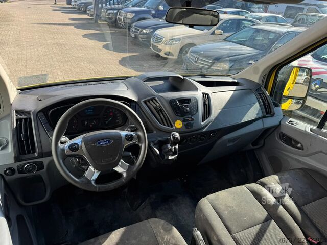 Plattformsskåpbil dubbelhytt Ford Transit **AIRCO-114KW**
