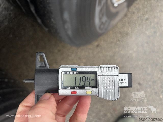 Otevřený návěs s plachtou Schmitz Cargobull Semitrailer Curtainsider Standard