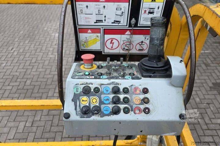 Elevador de tijera Haulotte COMPACT 10DX Diesel, 4x4 Drive, 10.2m Working Heig