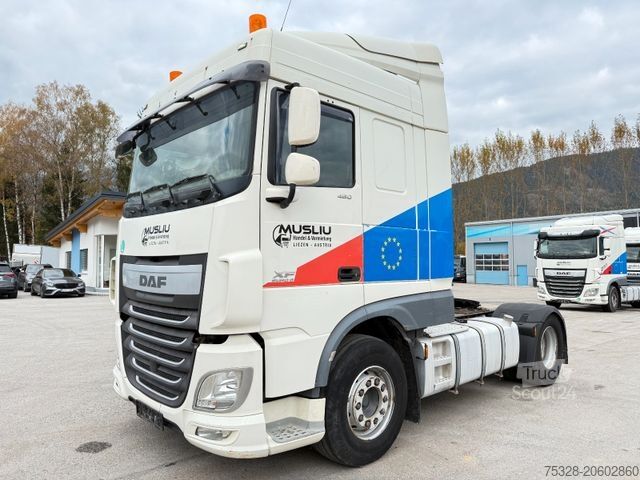 Standartinis vilkikas DAF XF 460  Zweikreis Kipphydraulik Top Ausstattung