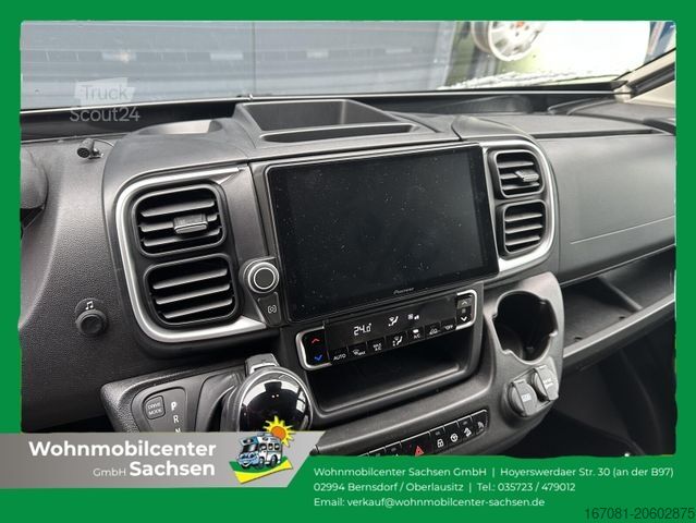 Lakóautó DREAMER Select Living Van