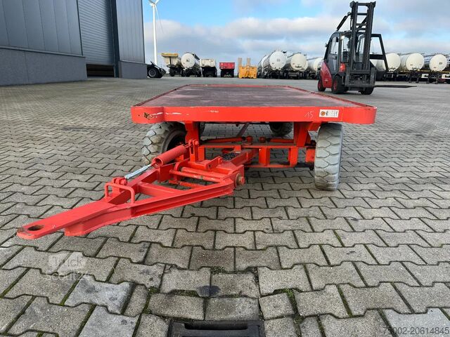 Laadplatform Mafi double-steered and connectable heavy-duty trail...