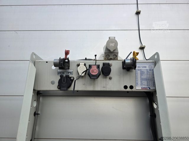 Getränkeauflieger SCHMITZ CARGOBULL SCS 24/L - 13.62 E B / Ldbw / Lenkachse