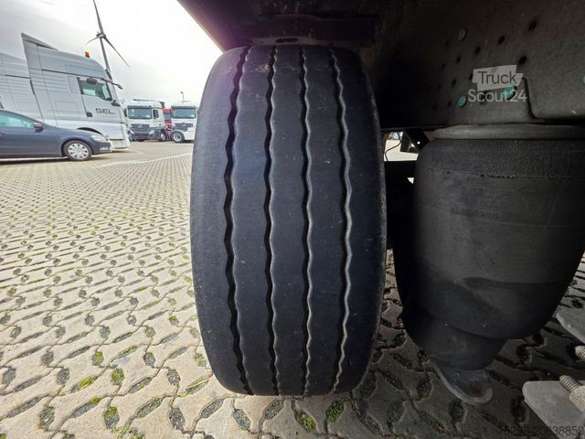 Getränkeauflieger SCHMITZ CARGOBULL SCS 24/L - 13.62 E B / Ldbw / Lenkachse