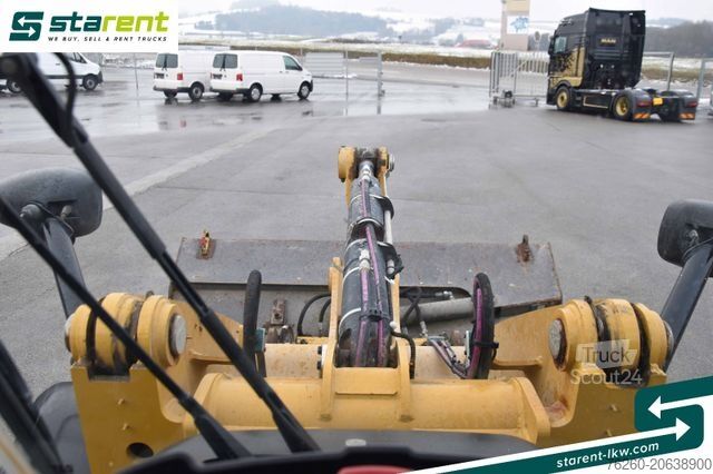 Kolový nakladač CATERPILLAR 906M Radlader Klimaanlage Zentralschmieranlage