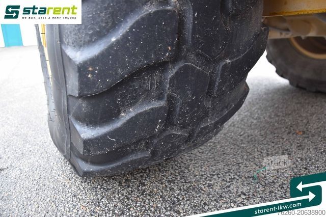 Kolový nakladač CATERPILLAR 906M Radlader Klimaanlage Zentralschmieranlage