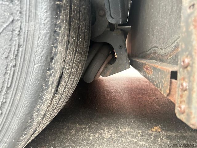 Auflieger mit Pritsche & Plane SCHMITZ CARGOBULL Schiebeplane Edscha Palettenkasten Lift