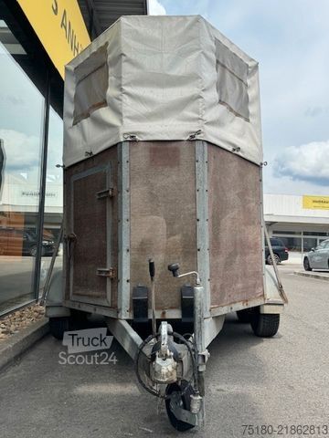 Ρυμουλκούμενο μεταφοράς αλόγων K+K Anhängerbau Pferdeanhänger 2t.