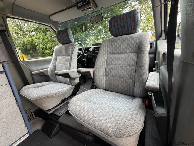 Husbil WESTFALIA T4 2.4 D California 4X4 Syncro Aufstelldach Ahk