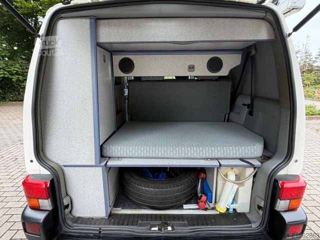 Husbil WESTFALIA T4 2.4 D California 4X4 Syncro Aufstelldach Ahk