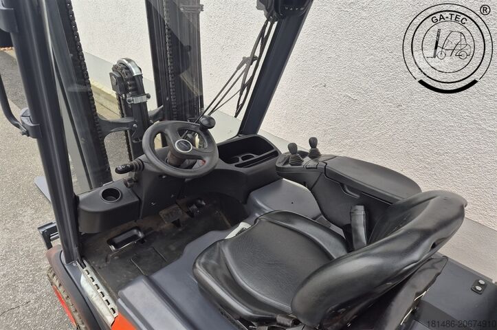 Elektriniai 4 ratai Linde E20L EVO