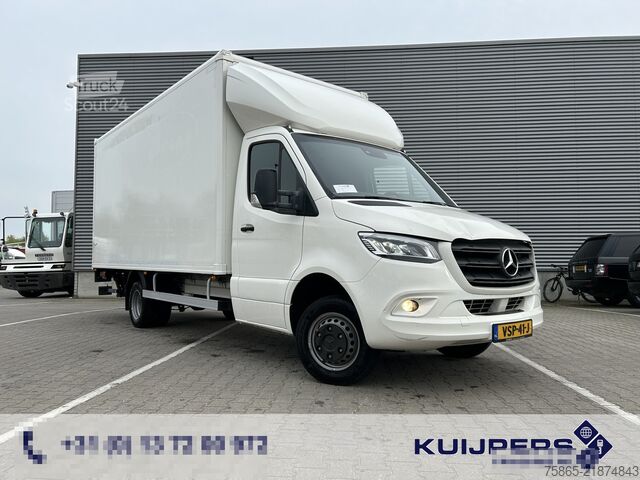Resväska Mercedes-Benz Sprinter 517 1.9 CDI Euro 6 E / 143 dkm / Box /...