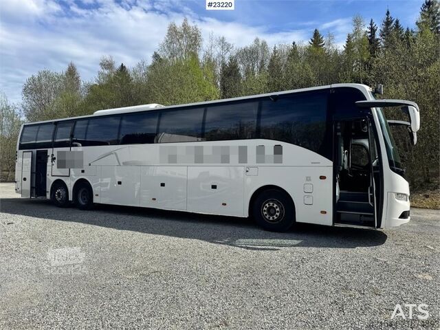 Volvo 9700 6x2 turistbuss – 59 säten – Euro 6 SE VIDEO Volvo 9700 6x2 Coach – 59 Seats – Euro 6 WATCH VIDEO