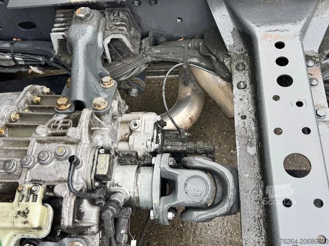 Alváz vezetőfülkével Mercedes-Benz Atego 1024 PTO