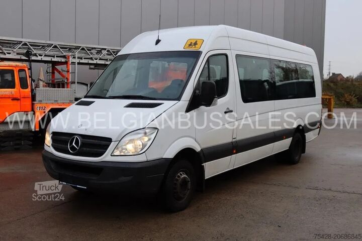 حافلة صغيرة Mercedes Sprinter