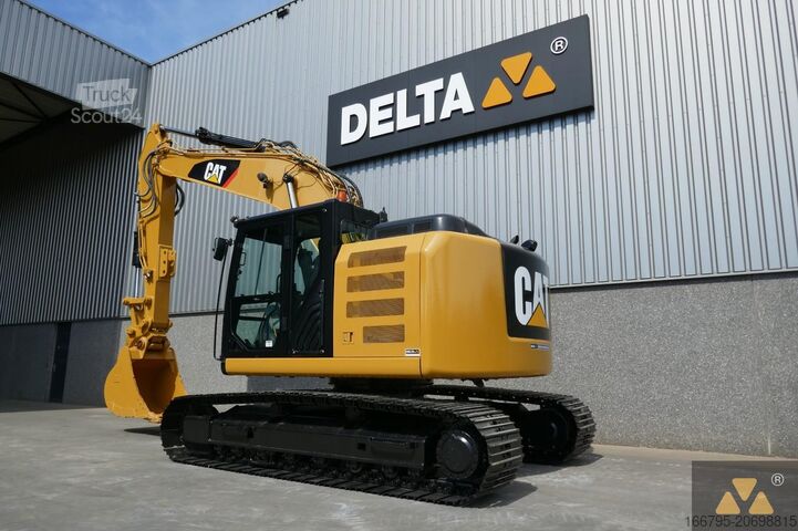 Excavateur sur chenilles Caterpillar 320ELRR