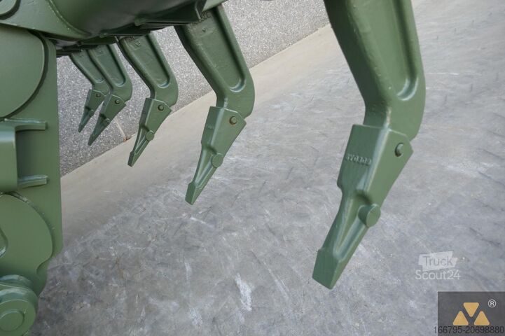 Grader Caterpillar 130G Ex-army