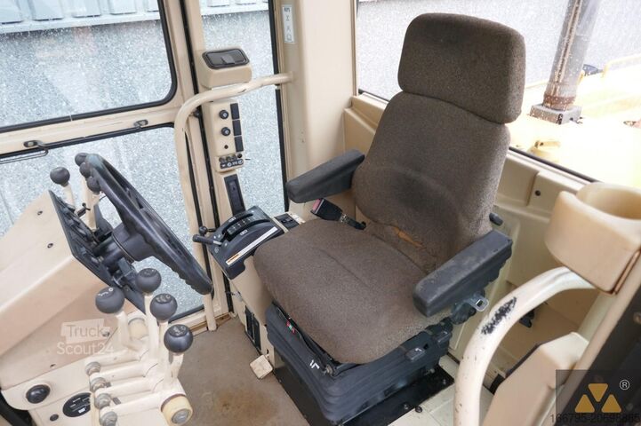 Grader Caterpillar 140H Ex-army