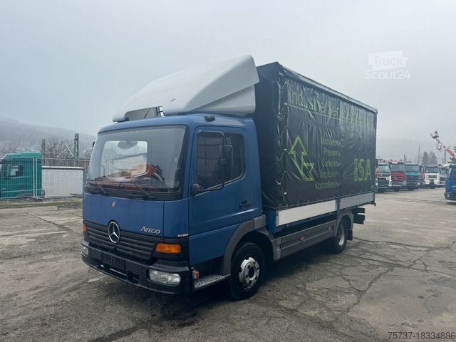 Transportador con plataforma y toldo MERCEDES-BENZ 818 + Anhänger