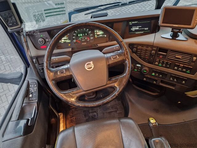 Standaard-SZM Volvo FH 16.750 Globetrotter 6x4 - Lift axle - HUB re...