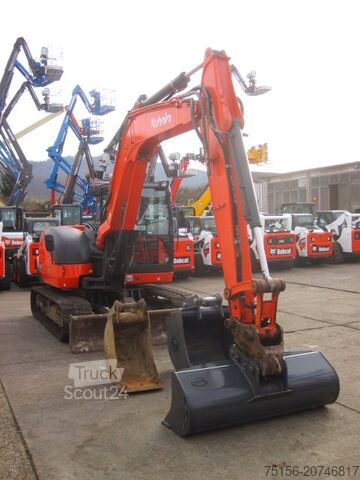 Pelle sur chenilles Kubota KX080-4a