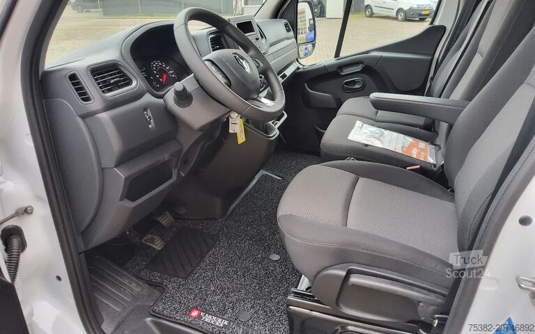 Mala Renault MASTER 165.35 MET GESLOTEN LAADBAK & ACHTERDEUR...