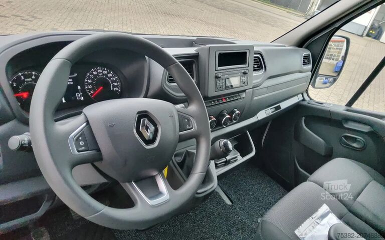 Mala Renault MASTER 165.35 MET GESLOTEN LAADBAK & ACHTERDEUR...