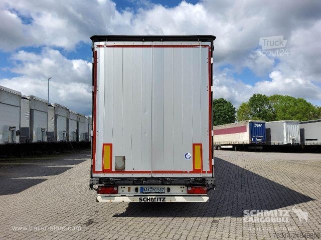 Brandalı açık yarı römork Schmitz Cargobull Curtainsider Mega Getränke