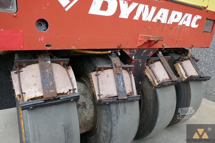 Reifenwalze Dynapac CP142
